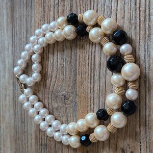 Vintage 80s chunky pearl choker necklace w black beads and gold wire 14" LOT923